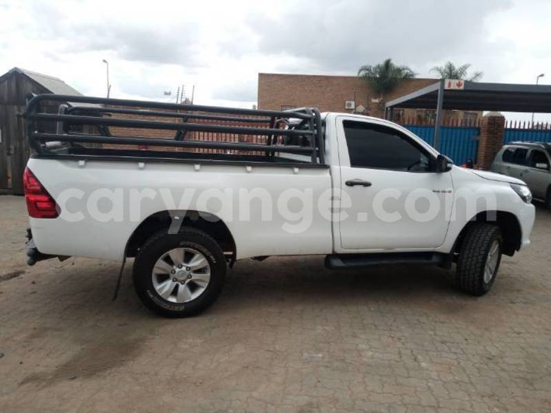 Big with watermark toyota hilux namibia windhoek 25153
