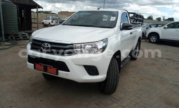 Buy Used Toyota Hilux White Car in Windhoek in Namibia Buy Used Toyota Hilux White Car in Windhoek in Namibia