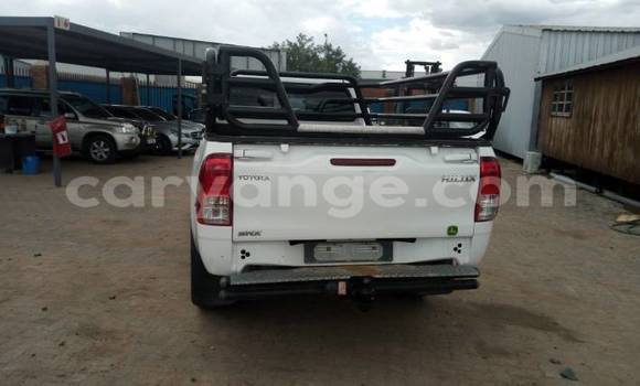 Buy Used Toyota Hilux White Car in Windhoek in Namibia Buy Used Toyota Hilux White Car in Windhoek in Namibia
