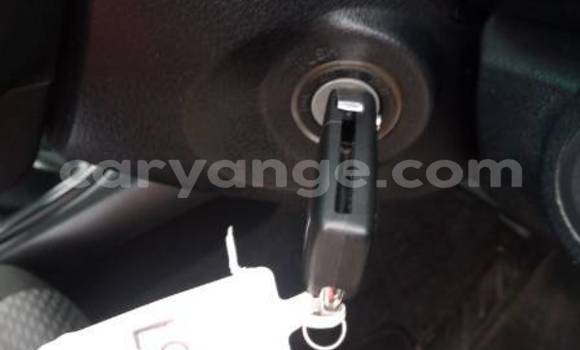 Buy Used Toyota Hilux White Car in Windhoek in Namibia Buy Used Toyota Hilux White Car in Windhoek in Namibia