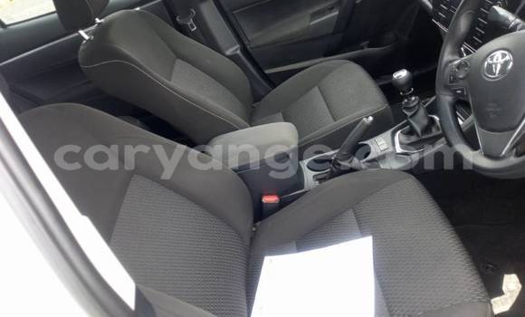 Buy Used Toyota Corolla White Car in Gobabis in Omaheke Buy Used Toyota Corolla White Car in Gobabis in Omaheke