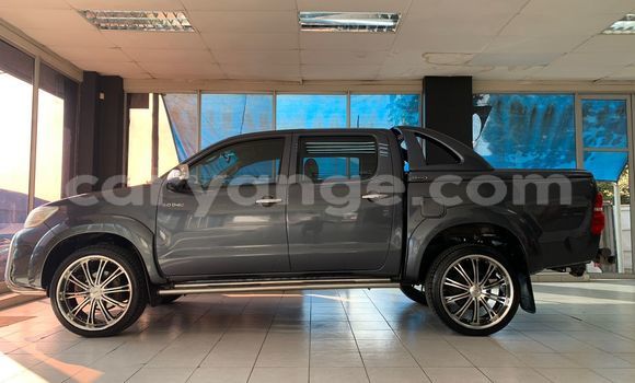 Acheter Occasion Voiture Toyota Hilux Noir à Gobabis, Omaheke Acheter Occasion Voiture Toyota Hilux Noir à Gobabis, Omaheke