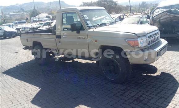 Acheter Occasion Voiture Toyota Land Cruiser Marron à Rundu, Namibie Acheter Occasion Voiture Toyota Land Cruiser Marron à Rundu, Namibie