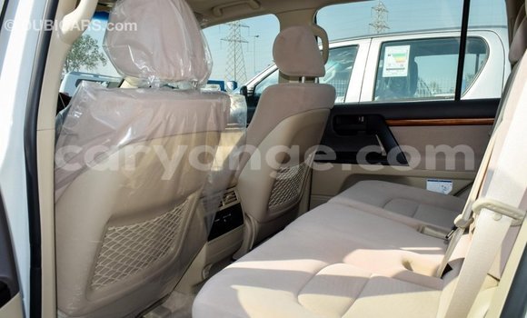 Buy Import Toyota Land Cruiser White Car in Import - Dubai in Namibia Buy Import Toyota Land Cruiser White Car in Import - Dubai in Namibia