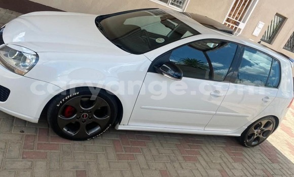 Acheter Import Voiture Volkswagen Golf GTI Blanc à Swakopmund, Namibie Acheter Import Voiture Volkswagen Golf GTI Blanc à Swakopmund, Namibie