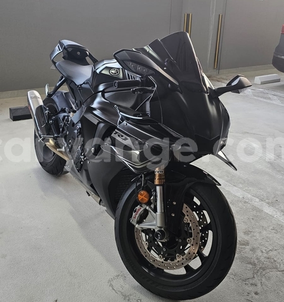 Big with watermark yamaha r1 namibia windhoek 25169