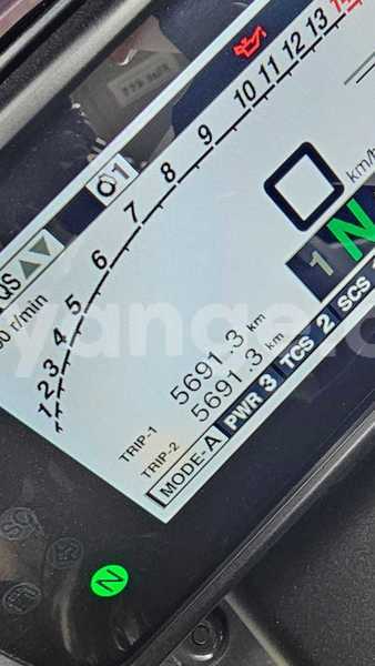 Big with watermark yamaha r1 namibia windhoek 25169