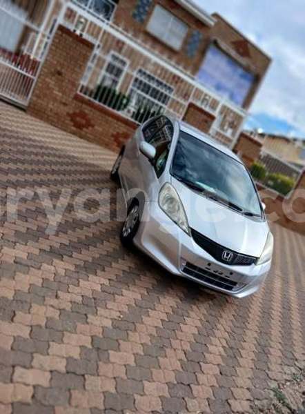 Big with watermark honda fit kunene arandis 25170