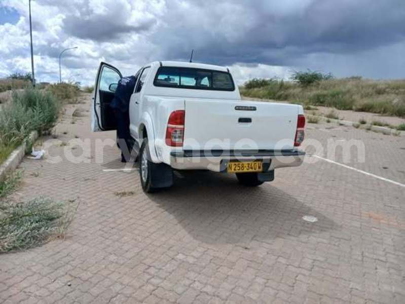Big with watermark toyota hilux namibia windhoek 25172