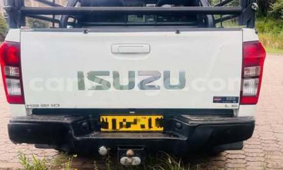 Acheter Occasion Voiture Isuzu D–MAX Autre à Windhoek, Namibie Acheter Occasion Voiture Isuzu D–MAX Autre à Windhoek, Namibie