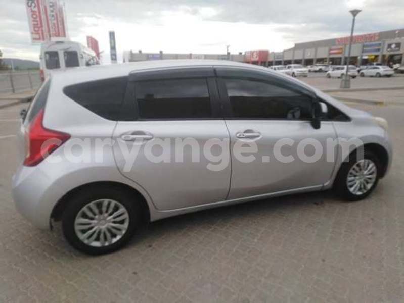 Big with watermark nissan note namibia windhoek 25195
