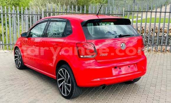 Acheter Occasion Voiture Volkswagen Polo Rouge à Windhoek, Namibie Acheter Occasion Voiture Volkswagen Polo Rouge à Windhoek, Namibie