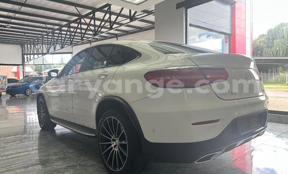 Buy Used Mercedes-Benz GLC 250D White Car in Gobabis in Omaheke Buy Used Mercedes-Benz GLC 250D White Car in Gobabis in Omaheke