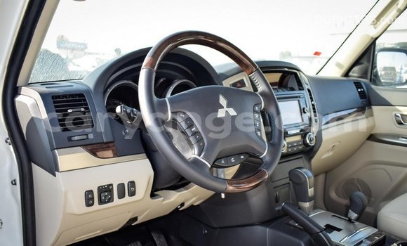 Buy Import Mitsubishi Pajero White Car in Import - Dubai in Namibia Buy Import Mitsubishi Pajero White Car in Import - Dubai in Namibia