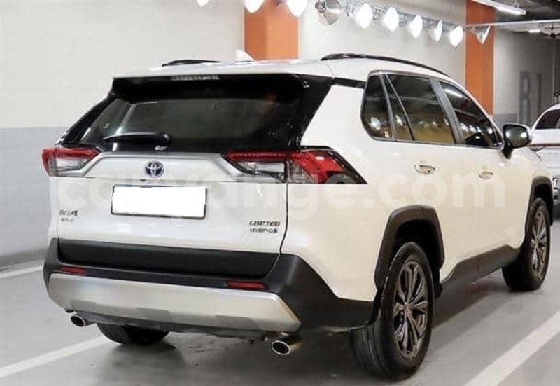 Big with watermark toyota rav4 namibia windhoek 25233