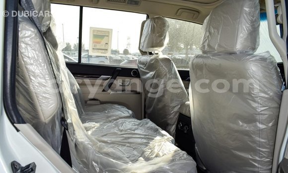 Buy Import Mitsubishi Pajero White Car in Import - Dubai in Namibia Buy Import Mitsubishi Pajero White Car in Import - Dubai in Namibia
