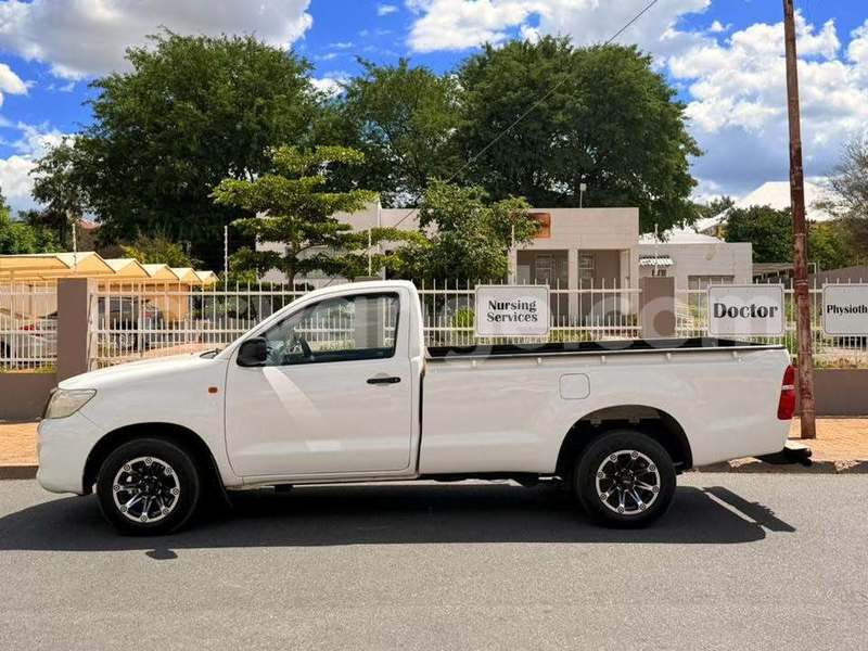 Big with watermark toyota hilux namibia windhoek 25239