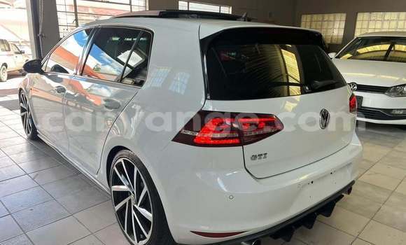 Buy Used Volkswagen Golf White Car in Windhoek in Namibia Buy Used Volkswagen Golf White Car in Windhoek in Namibia