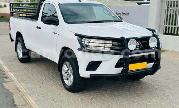 Buy Used Toyota Hilux White Car in Windhoek in Namibia