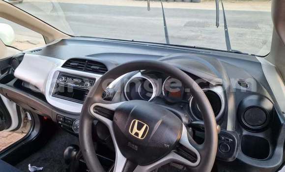 Buy Used Honda FIT White Car in Windhoek in Namibia Buy Used Honda FIT White Car in Windhoek in Namibia