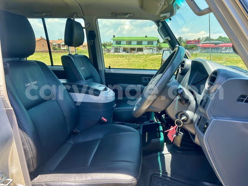 Big with watermark toyota land cruiser oshikoto ondangwa 25262