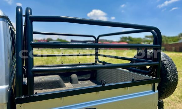 Buy Used Toyota Land Cruiser Blue Car in Ondangwa in Oshikoto Buy Used Toyota Land Cruiser Blue Car in Ondangwa in Oshikoto