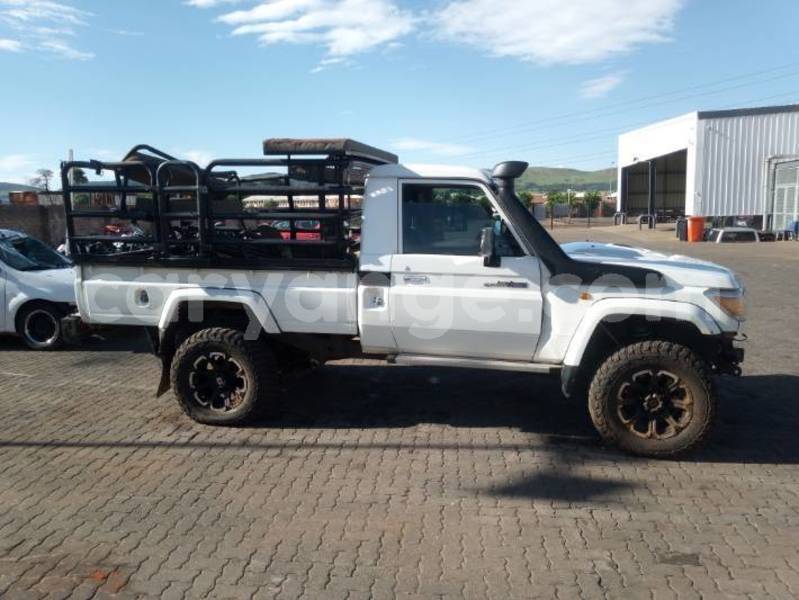 Big with watermark toyota land cruiser hardap rehoboth 25265