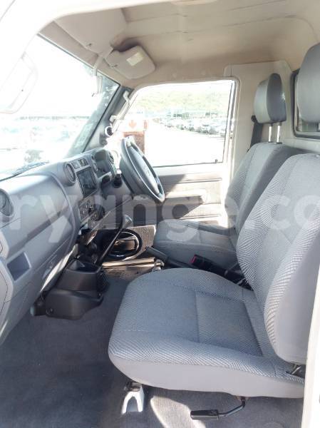 Big with watermark toyota land cruiser hardap rehoboth 25265