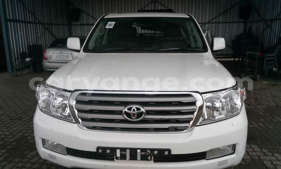 Buy Used Toyota Land Cruiser Prado Silver Car in Windhoek in Namibia Buy Used Toyota Land Cruiser Prado Silver Car in Windhoek in Namibia