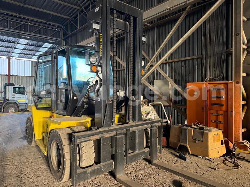 Big with watermark caterpillar 120 namibia oshakati 25268