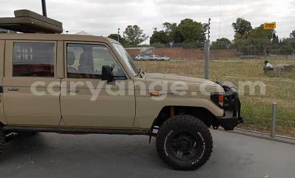 Buy Used Toyota Land Cruiser Brown Car in Oshakati in Namibia Buy Used Toyota Land Cruiser Brown Car in Oshakati in Namibia