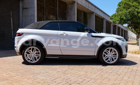 Buy Used Land Rover Range Rover White Car in Gobabis in Omaheke Buy Used Land Rover Range Rover White Car in Gobabis in Omaheke