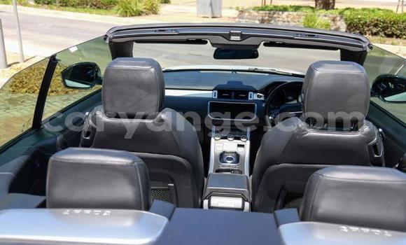 Buy Used Land Rover Range Rover White Car in Gobabis in Omaheke Buy Used Land Rover Range Rover White Car in Gobabis in Omaheke