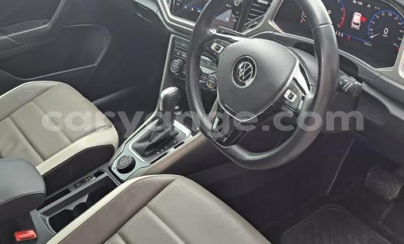 Buy Used Volkswagen T-Roc White Car in Gobabis in Omaheke Buy Used Volkswagen T-Roc White Car in Gobabis in Omaheke