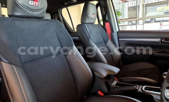 Acheter Occasion Voiture Toyota Hilux Blanc à Windhoek, Namibie Acheter Occasion Voiture Toyota Hilux Blanc à Windhoek, Namibie