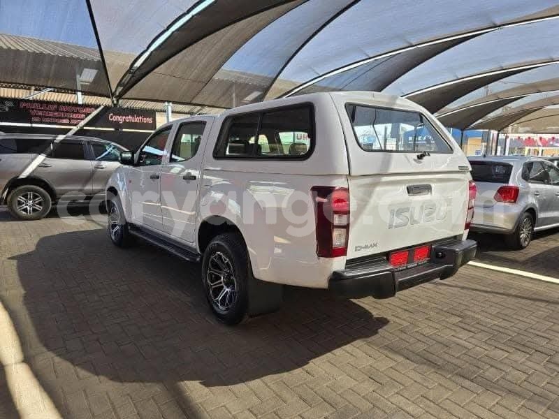 Big with watermark isuzu d max namibia windhoek 25310