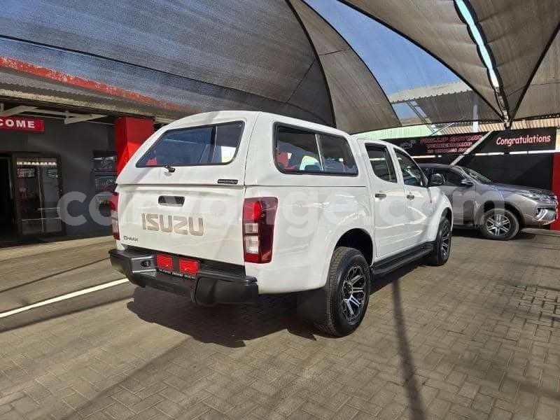 Big with watermark isuzu d max namibia windhoek 25310