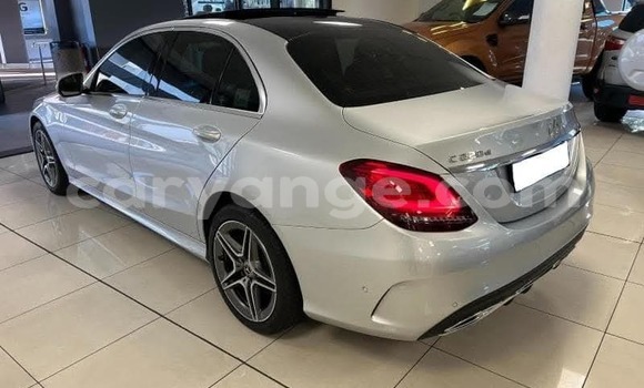 Acheter Occasion Voiture Mercedes-Benz C–Class Gris à Windhoek, Namibie Acheter Occasion Voiture Mercedes-Benz C–Class Gris à Windhoek, Namibie
