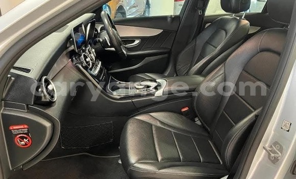 Acheter Occasion Voiture Mercedes-Benz C–Class Gris à Windhoek, Namibie Acheter Occasion Voiture Mercedes-Benz C–Class Gris à Windhoek, Namibie