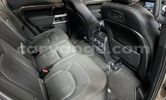 Acheter Occasion Voiture Land Rover Defender Marron à Windhoek, Namibie Acheter Occasion Voiture Land Rover Defender Marron à Windhoek, Namibie