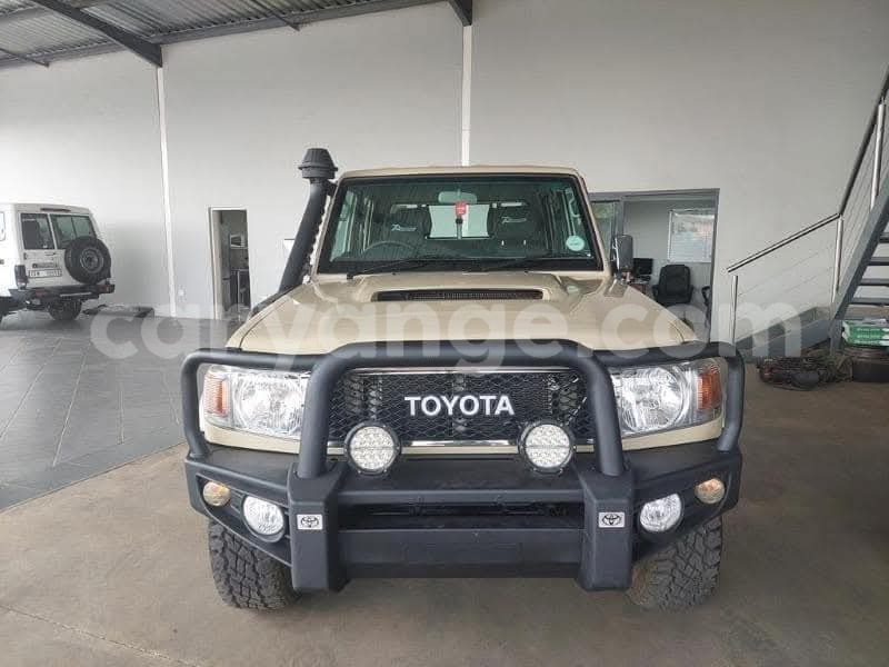 Big with watermark toyota land cruiser namibia windhoek 25313