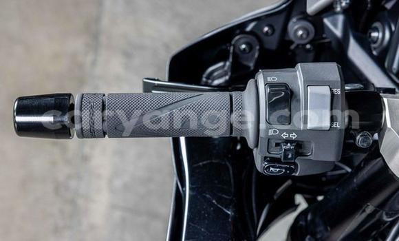 Buy Used Yamaha YZF Black Bike in Windhoek in Namibia Buy Used Yamaha YZF Black Bike in Windhoek in Namibia