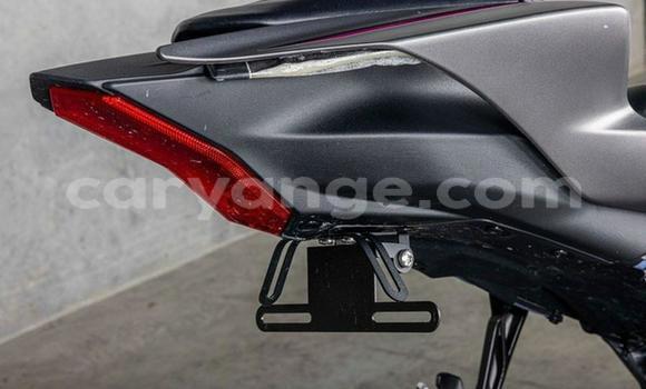 Buy Used Yamaha YZF Black Bike in Windhoek in Namibia Buy Used Yamaha YZF Black Bike in Windhoek in Namibia