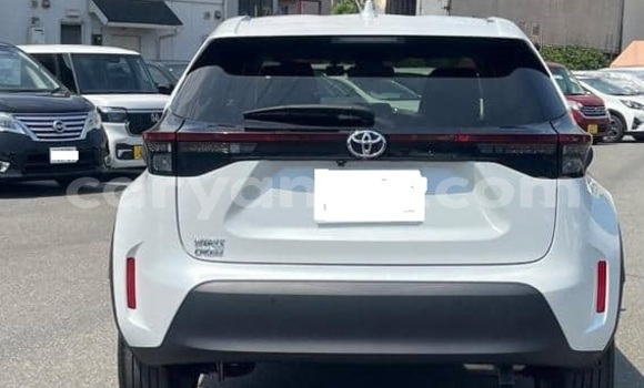 Acheter Occasion Voiture Toyota Yaris Blanc à Windhoek, Namibie Acheter Occasion Voiture Toyota Yaris Blanc à Windhoek, Namibie