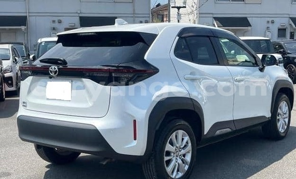 Acheter Occasion Voiture Toyota Yaris Blanc à Windhoek, Namibie Acheter Occasion Voiture Toyota Yaris Blanc à Windhoek, Namibie