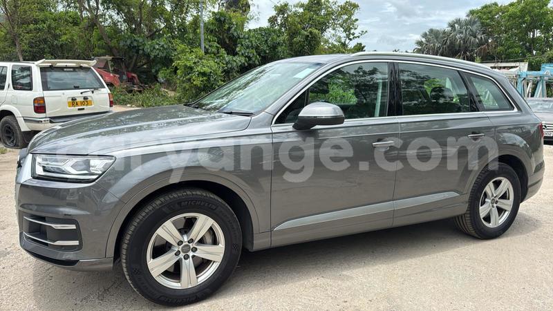 Big with watermark audi q7 namibia walvis bay 25317