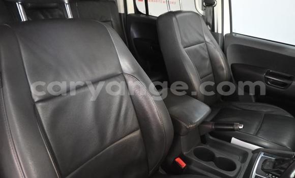 Acheter Occasion Voiture Volkswagen Amarok Blanc à Walvis Bay, Namibie Acheter Occasion Voiture Volkswagen Amarok Blanc à Walvis Bay, Namibie