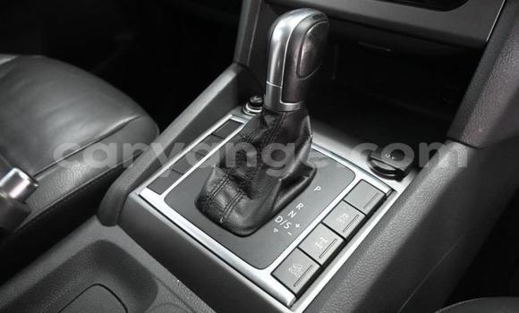 Acheter Occasion Voiture Volkswagen Amarok Blanc à Walvis Bay, Namibie Acheter Occasion Voiture Volkswagen Amarok Blanc à Walvis Bay, Namibie