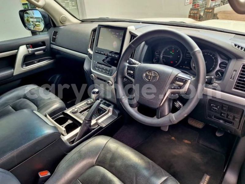 Big with watermark toyota land cruiser namibia windhoek 25322