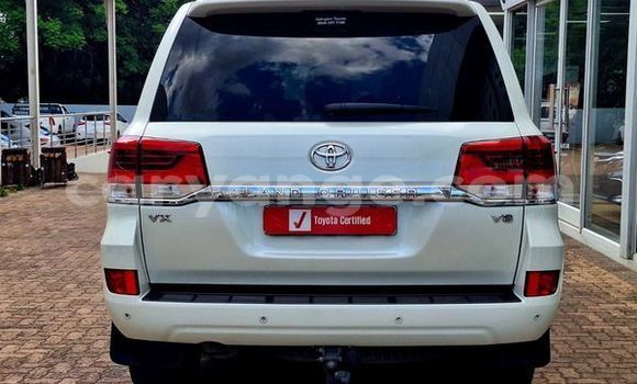 Acheter Occasion Voiture Toyota Land Cruiser Blanc à Windhoek, Namibie Acheter Occasion Voiture Toyota Land Cruiser Blanc à Windhoek, Namibie